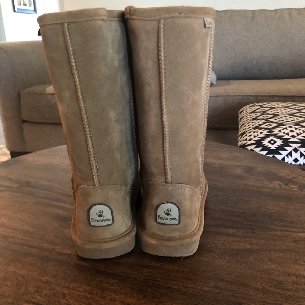 Bearpaw boots 🐾